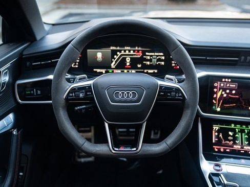 Used 2022 Audi RS 6 image 24