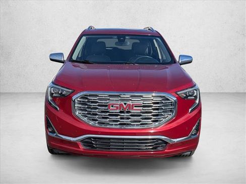 Used 2018 GMC Terrain Denali w/ Advanced Safety Package image 2