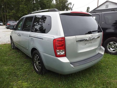 Used 2012 Kia Sedona EX image 4