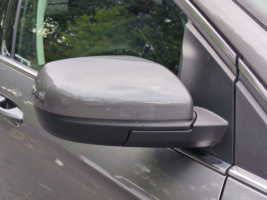 Used 2024 Ford Edge SEL AWD/4WD image 14