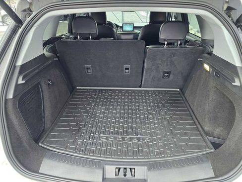 Used 2021 Lincoln Corsair FWD w/ Premium Package image 32