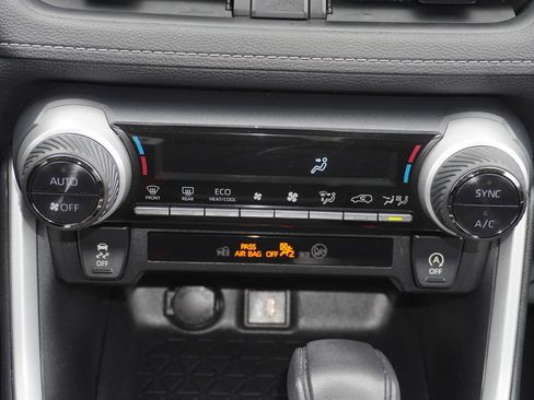 Certified 2024 Toyota RAV4 XLE FWD image 16