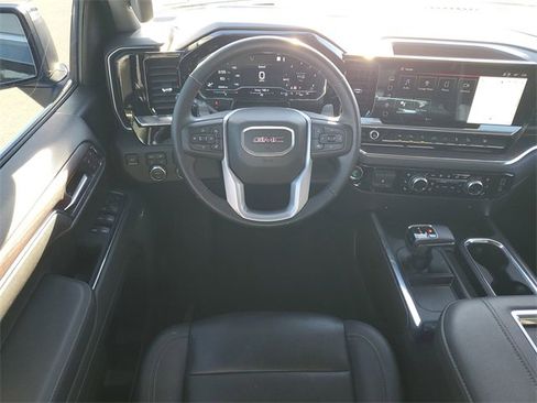 Used 2022 GMC Sierra 1500 SLT w/ SLT Premium Plus Package image 26
