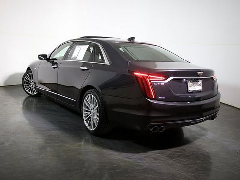 Used 2020 Cadillac CT6 Premium Luxury image 2