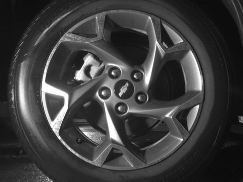 Used 2025 Chevrolet Trax LT FWD image 15