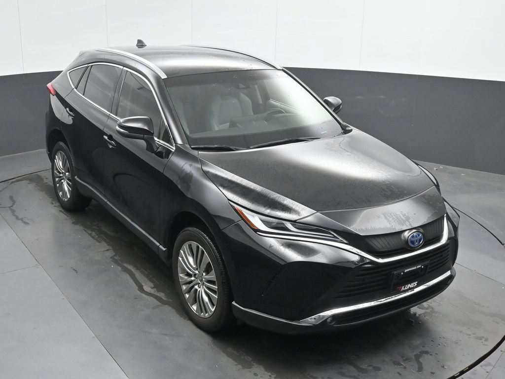 Used 2024 Toyota Venza XLE AWD/4WD image 34