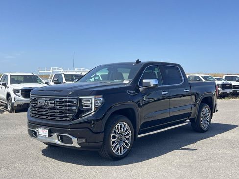 New 2026 GMC Sierra 1500 Denali Ultimate w/ LPO, Black Badging Package AWD/4WD image 7