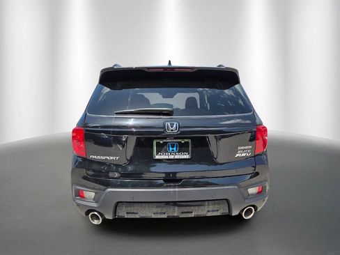 Used 2023 Honda Passport Elite image 4