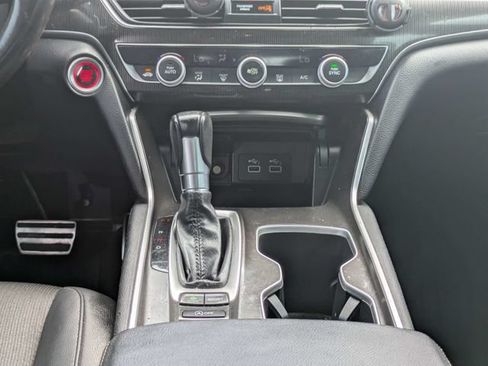 Used 2022 Honda Accord Sport image 18