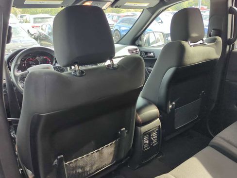 Used 2023 Dodge Durango GT image 18