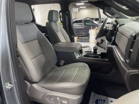 Used 2025 GMC Sierra 1500 SLT w/ SLT Premium Package image 27