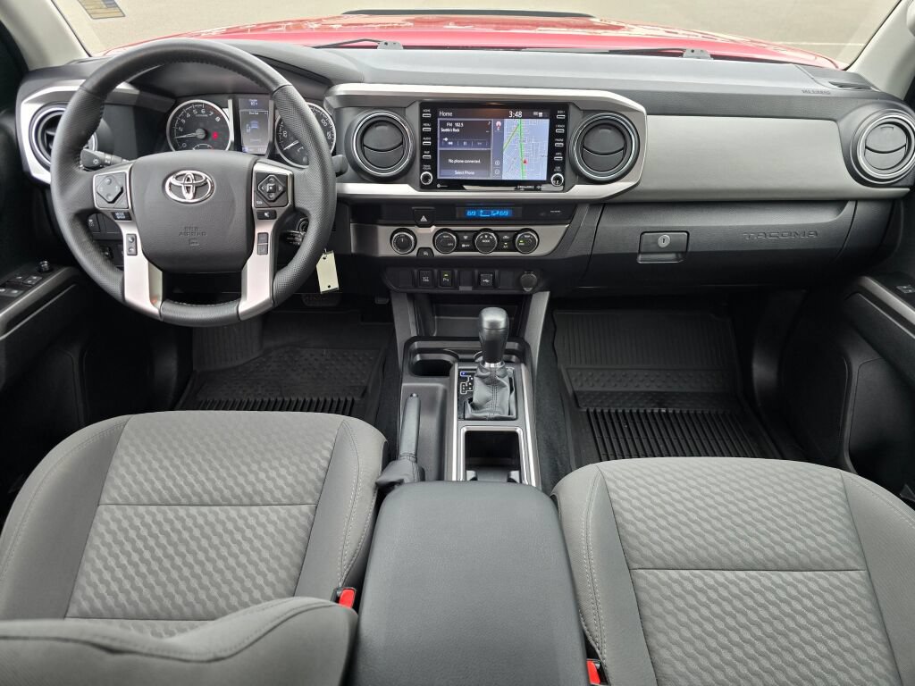 Used 2021 Toyota Tacoma SR5 AWD/4WD image 14