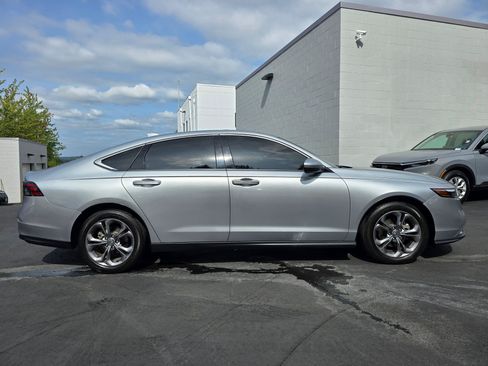Used 2024 Honda Accord EX image 4