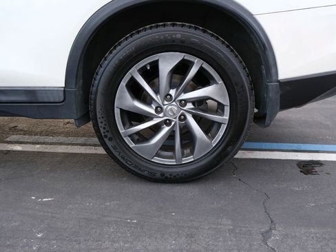 Used 2015 Nissan Rogue SL image 13