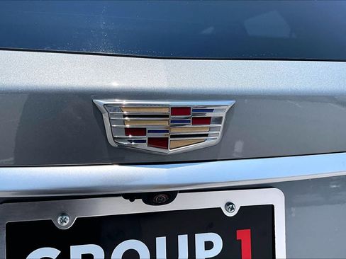 Used 2025 Cadillac XT6 Luxury FWD image 10