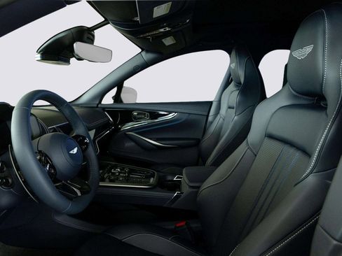 New 2026 Aston Martin DBX 707 image 12