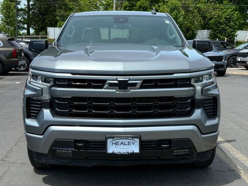 Used 2023 Chevrolet Silverado 1500 RST AWD/4WD image 2