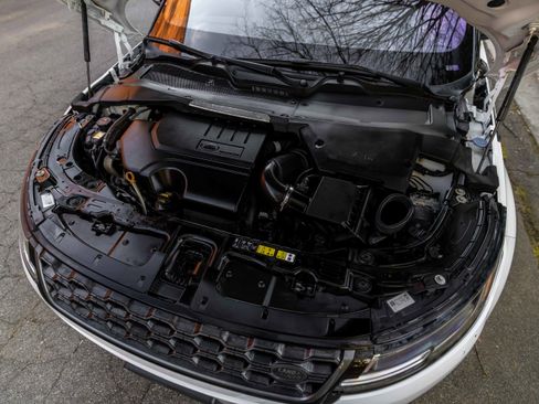 Used 2020 Land Rover Range Rover Evoque R-Dynamic S image 64