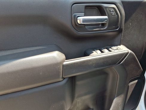 Used 2026 Chevrolet Silverado 1500 W/T w/ WT Value Package AWD/4WD image 12