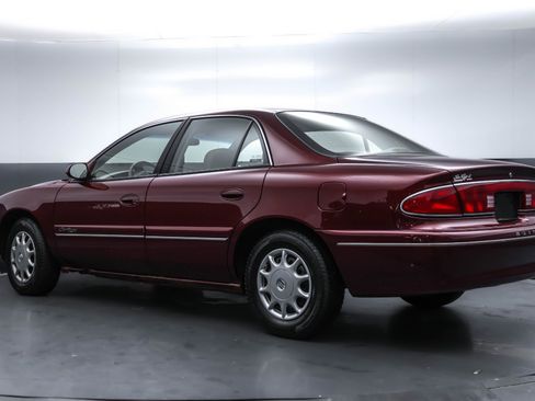 Used 2001 Buick Century Custom w/ Premium Pkg image 26