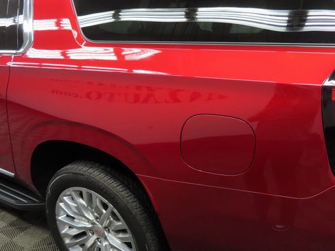 Used 2024 GMC Yukon XL Denali image 45