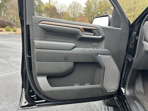 Used 2024 Chevrolet Silverado 1500 High Country image 54