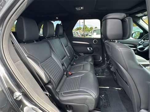 Used 2023 Land Rover Discovery HSE R-Dynamic image 27