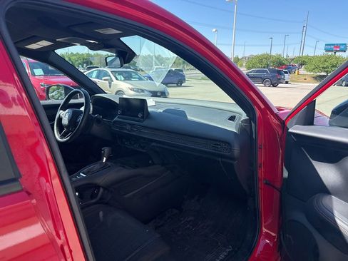 Used 2023 Honda HR-V Sport image 23