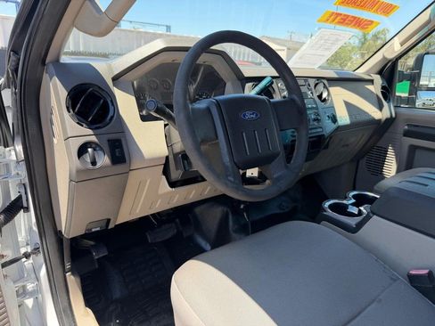 Used 2009 Ford F250 4x4 SuperCab Super Duty image 16
