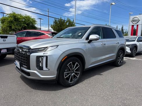 Used 2023 Hyundai Palisade SEL w/ Cargo Package AWD/4WD image 1