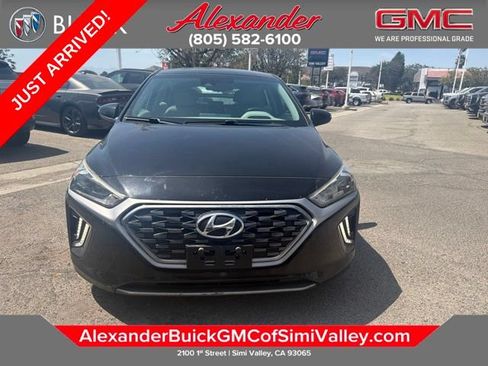 Used 2020 Hyundai Ioniq SE FWD image 4