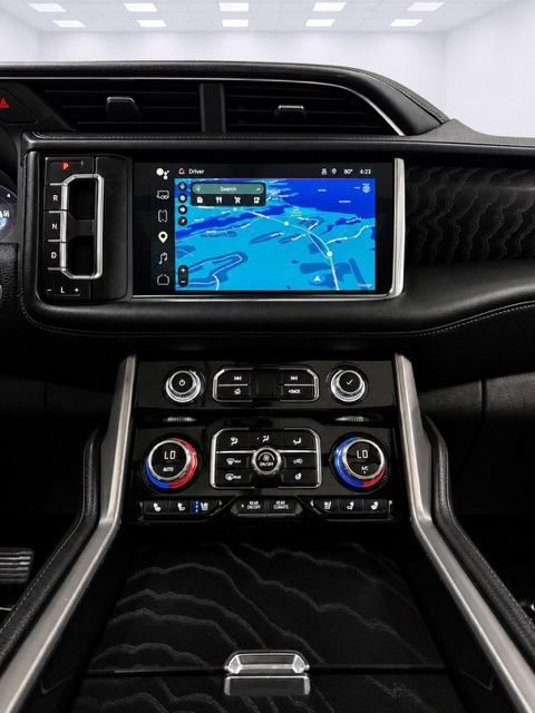 Used 2024 GMC Yukon Denali w/ Advanced Technology Package AWD/4WD image 31