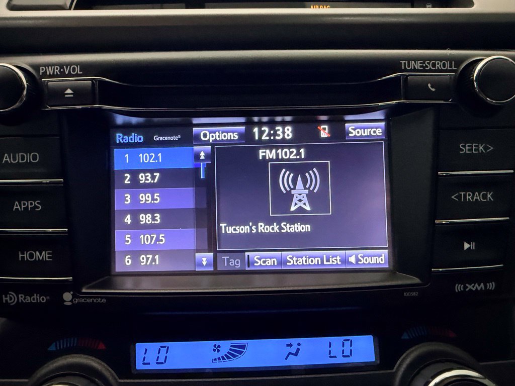 Used 2016 Toyota RAV4 XLE FWD image 16