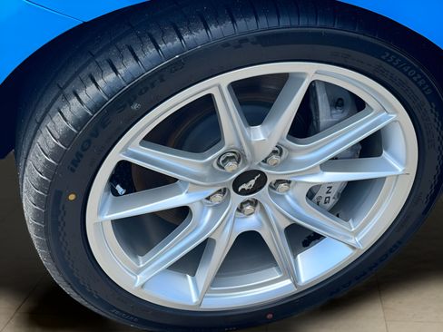 Used 2025 Ford Mustang GT Premium RWD image 39