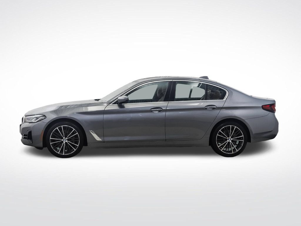 Certified 2023 BMW 530i xDrive w/ Premium Package AWD/4WD image 2