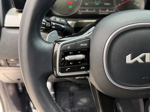 Certified 2023 Kia Sorento EX AWD/4WD image 21