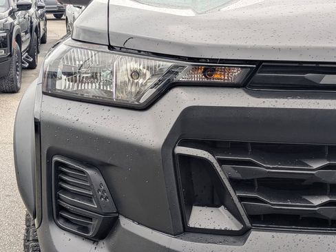 Used 2024 Chevrolet Colorado Trail Boss w/ Technology Package image 8