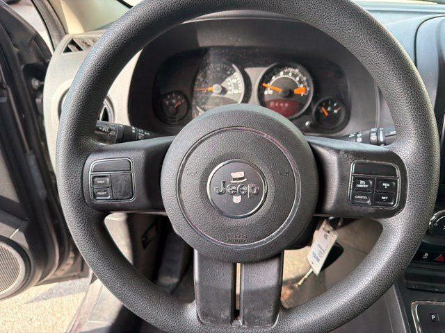 Used 2015 Jeep Patriot Sport FWD image 22