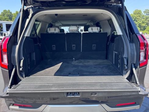 Used 2025 Ford Expedition Max Platinum w/ Driver's Package AWD/4WD image 39
