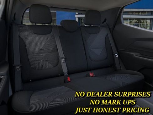New 2027 Chevrolet Bolt LT w/ Comfort Package FWD image 17
