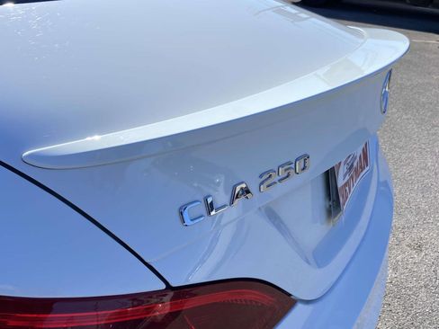 Used 2018 Mercedes-Benz CLA 250 image 29