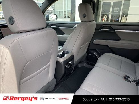 New 2026 GMC Acadia Elevation AWD/4WD image 23