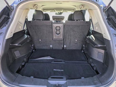 Used 2020 Nissan Rogue S image 6