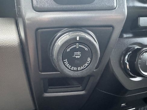 Used 2016 Ford F150 XLT image 16