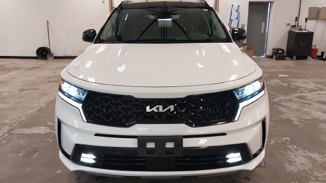 Used 2023 Kia Sorento SX AWD/4WD image 39