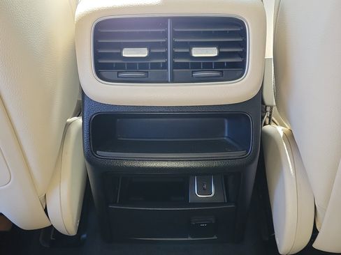 Used 2023 Mercedes-Benz GLE 350 image 12