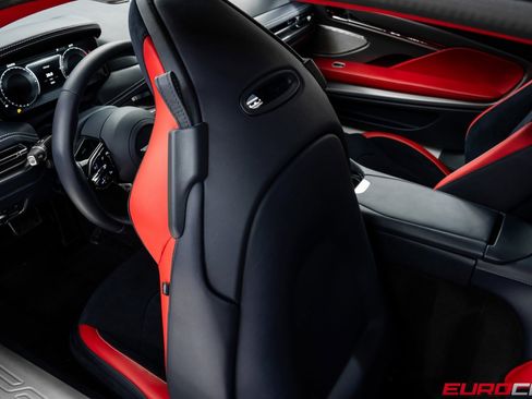 Used 2024 Aston Martin DB12 Coupe image 37