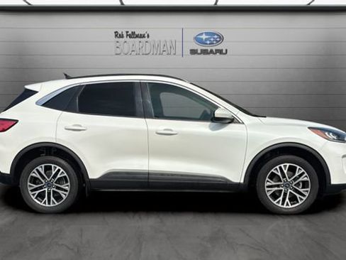 Used 2020 Ford Escape SEL AWD/4WD image 3