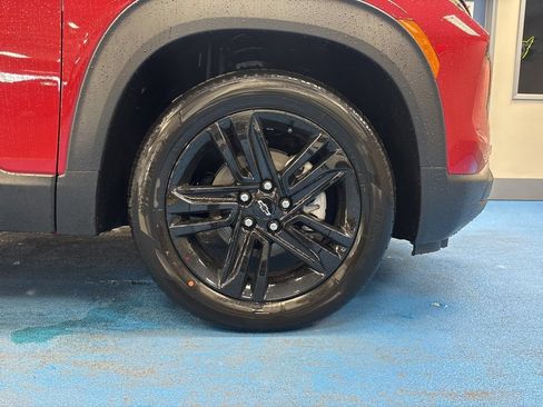 New 2026 Chevrolet TrailBlazer LT w/ Convenience Package FWD image 3