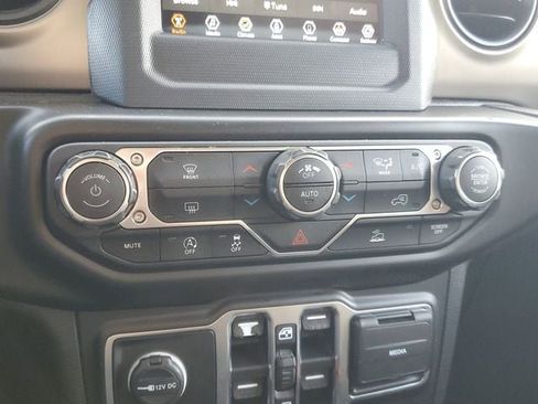 Certified 2020 Jeep Gladiator Sport w/ Quick Order Package 24S image 26